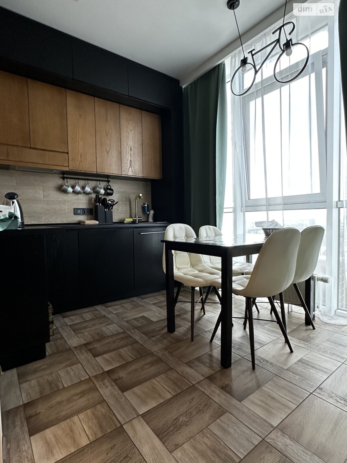 двухкомнатная квартира в Одессе, район Молдаванка, на ул. Болгарская 87А в аренду на короткий срок посуточно фото 1 двухкомнатная квартира в Одессе, район Молдаванка, на ул. Болгарская 87А в аренду на короткий срок посуточно фото 1