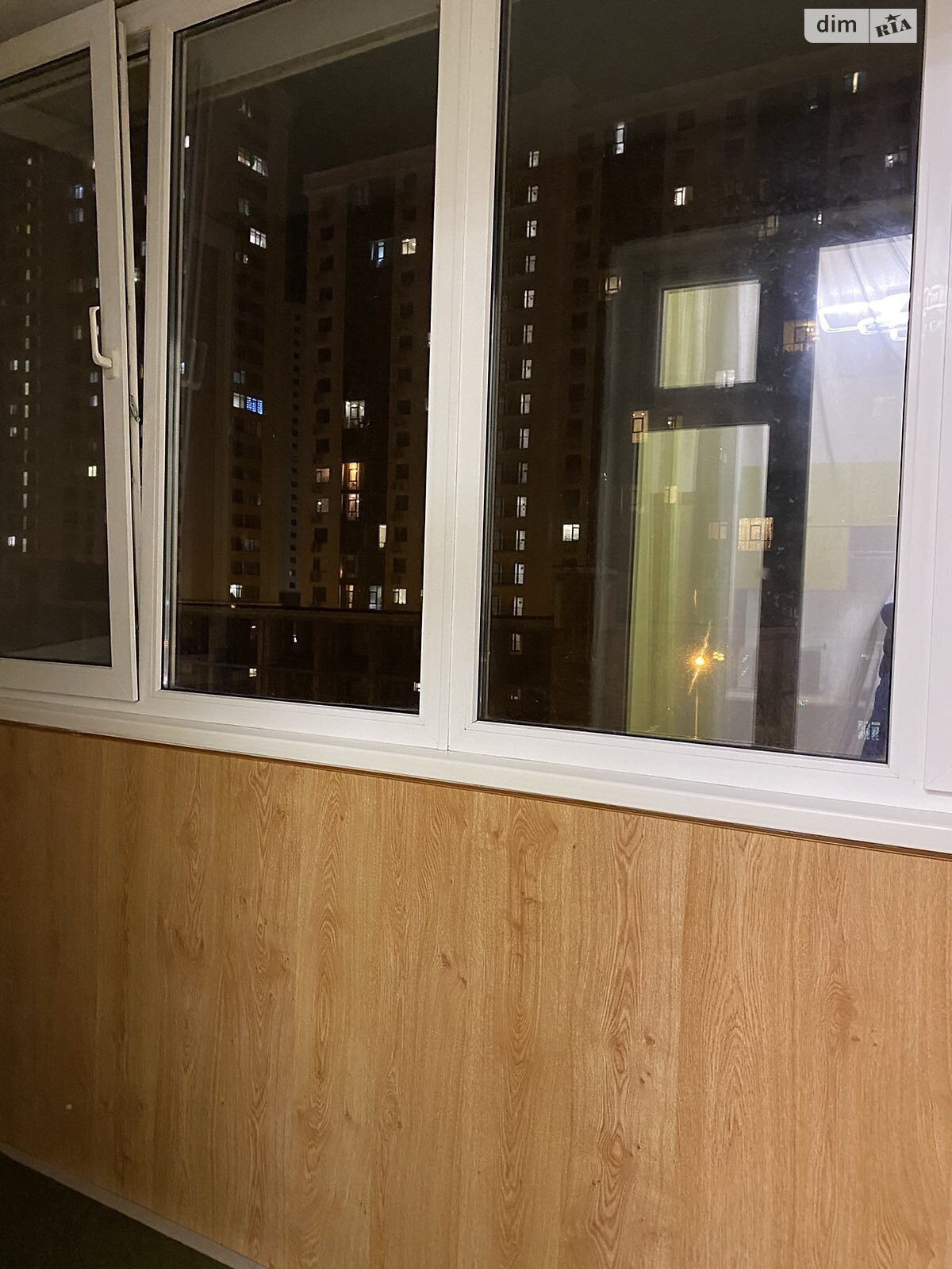 однокомнатная квартира в Одессе, район Пересыпский, на ул. Академика Сахарова 36 в аренду на короткий срок посуточно фото 1