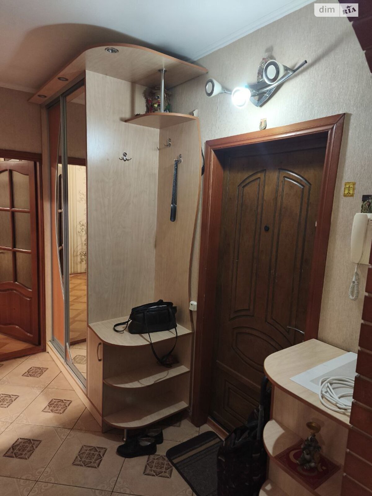 однокомнатная квартира в Одессе, район Пересыпский, на ул. Героев обороны Одессы в аренду на короткий срок посуточно фото 1 однокомнатная квартира в Одессе, район Пересыпский, на ул. Героев обороны Одессы в аренду на короткий срок посуточно фото 1