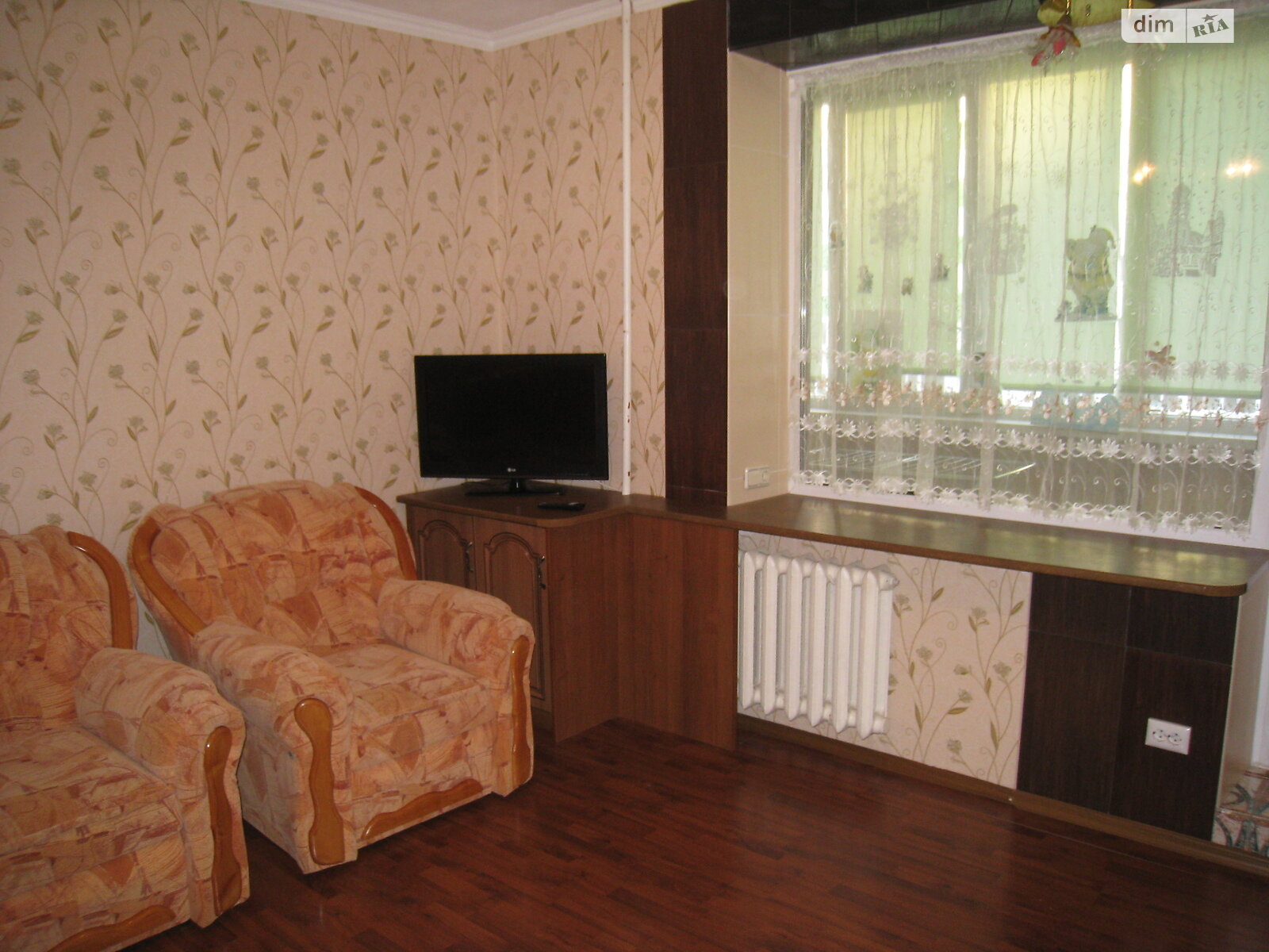 двухкомнатная квартира в Одессе, район Пересыпский, на ул. Марсельская 52 в аренду на короткий срок посуточно фото 1