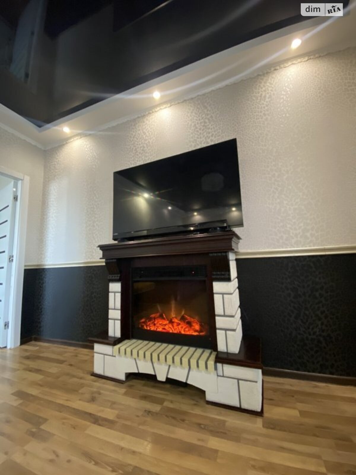 двухкомнатная квартира в Одессе, район Поселок Котовского, на ул. Палия Семена 77 в аренду на короткий срок посуточно фото 1 двухкомнатная квартира в Одессе, район Поселок Котовского, на ул. Палия Семена 77 в аренду на короткий срок посуточно фото 1