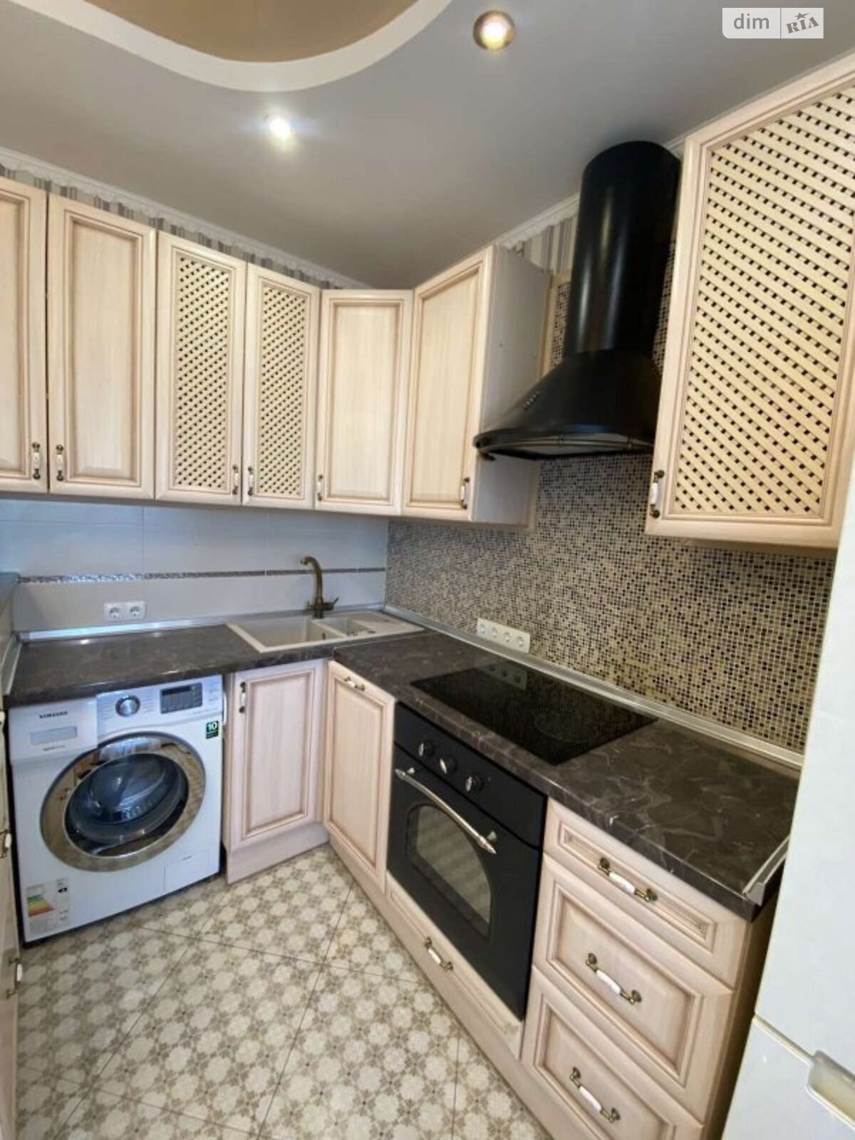 двухкомнатная квартира в Одессе, район Поселок Котовского, на ул. Палия Семена 77 в аренду на короткий срок посуточно фото 1 двухкомнатная квартира в Одессе, район Поселок Котовского, на ул. Палия Семена 77 в аренду на короткий срок посуточно фото 1