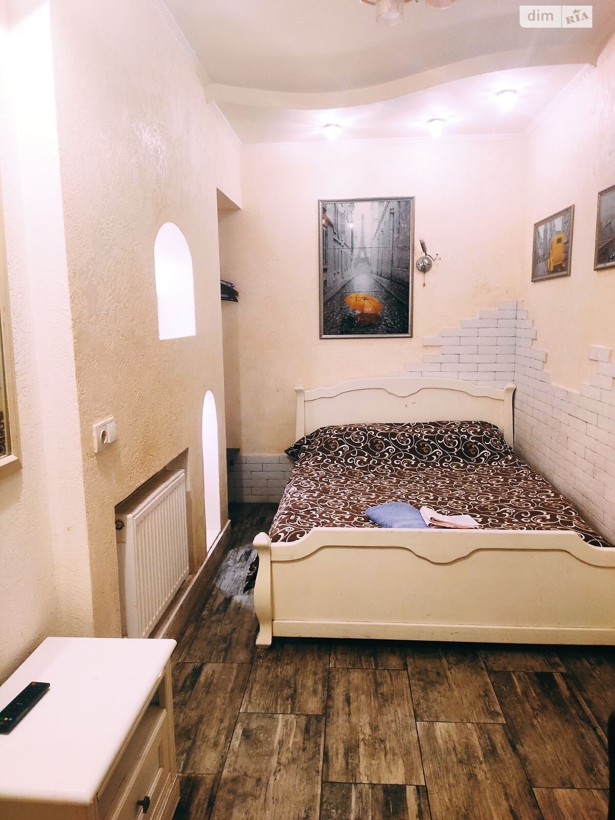 двухкомнатная квартира в Одессе, район Приморский, на ул. Базарная в аренду на короткий срок посуточно фото 1
