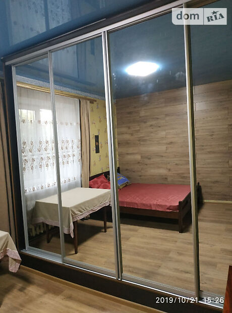 трехкомнатная квартира в Одессе, район Приморский, на просп. Адмиральский в аренду на короткий срок посуточно фото 1 трехкомнатная квартира в Одессе, район Приморский, на просп. Адмиральский в аренду на короткий срок посуточно фото 1