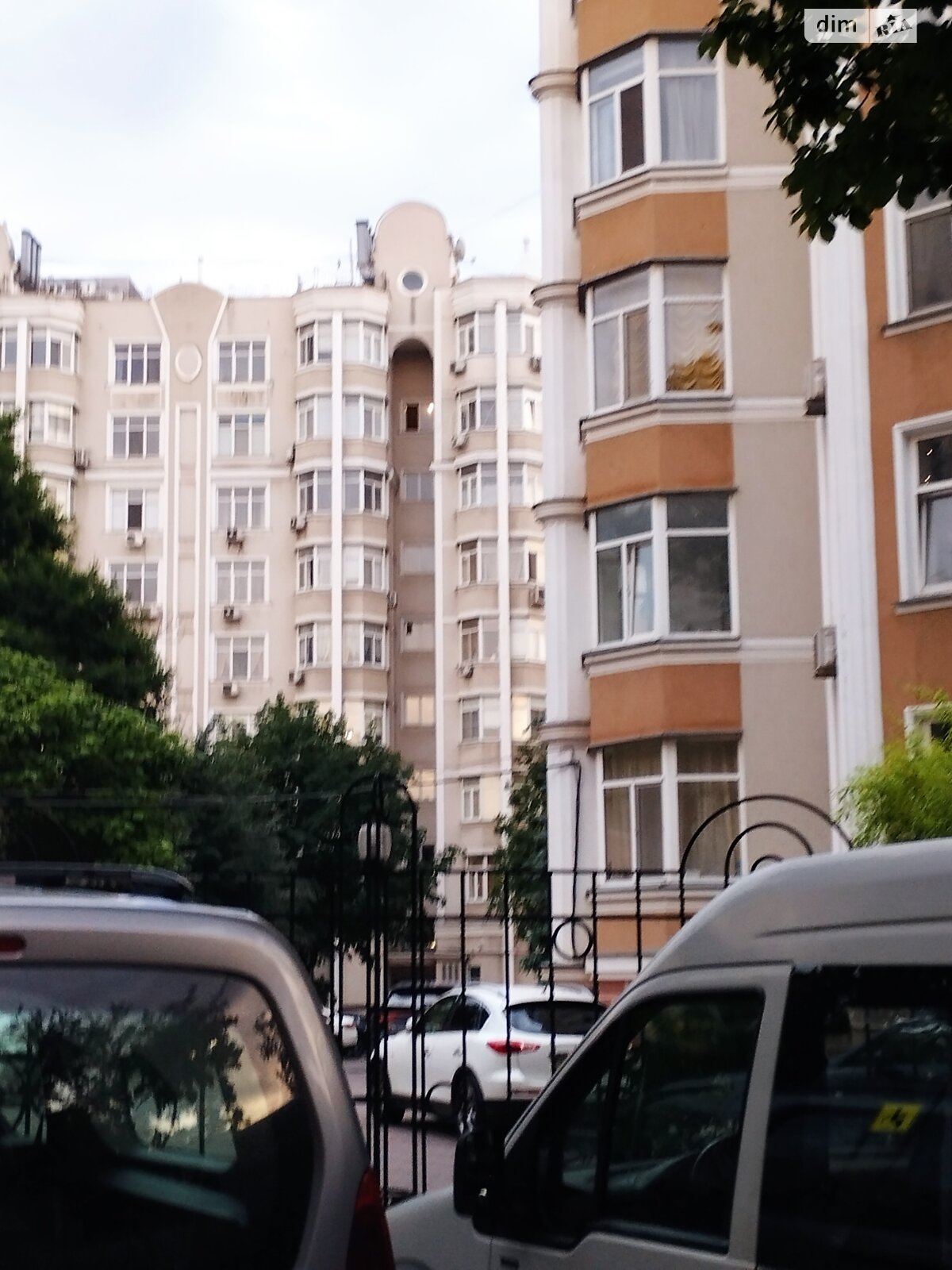 двухкомнатная квартира в Одессе, район Приморский, на ул. Довженко 4А в аренду на короткий срок посуточно фото 1 двухкомнатная квартира в Одессе, район Приморский, на ул. Довженко 4А в аренду на короткий срок посуточно фото 1
