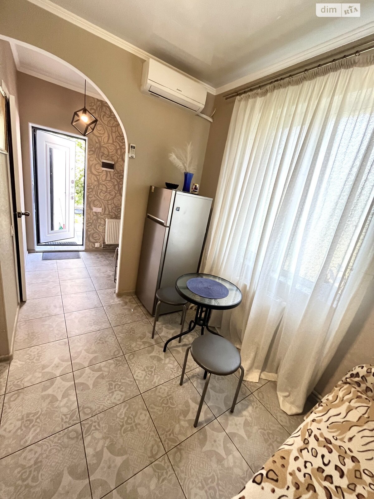 однокомнатная квартира в Одессе, район Приморский, на ул. Екатерининская 47 в аренду на короткий срок посуточно фото 1