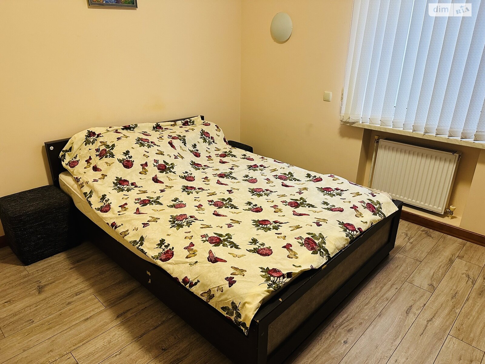 трехкомнатная квартира в Одессе, район Приморский, на бул. Французский 47 в аренду на короткий срок посуточно фото 1 трехкомнатная квартира в Одессе, район Приморский, на бул. Французский 47 в аренду на короткий срок посуточно фото 1