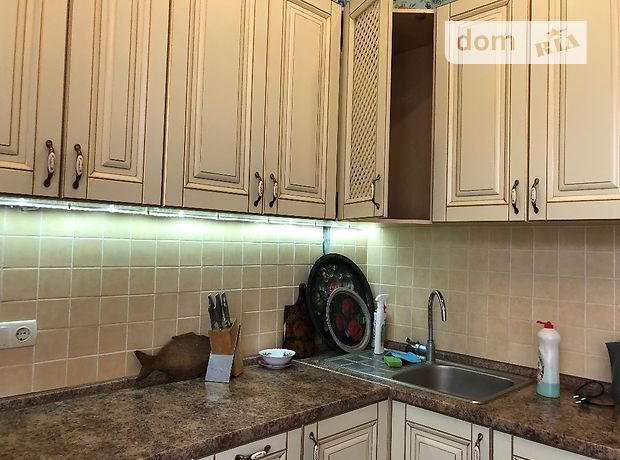 двухкомнатная квартира в Одессе, район Приморский, на Гагарина проспект 10 в аренду на короткий срок посуточно фото 1 двухкомнатная квартира в Одессе, район Приморский, на Гагарина проспект 10 в аренду на короткий срок посуточно фото 1