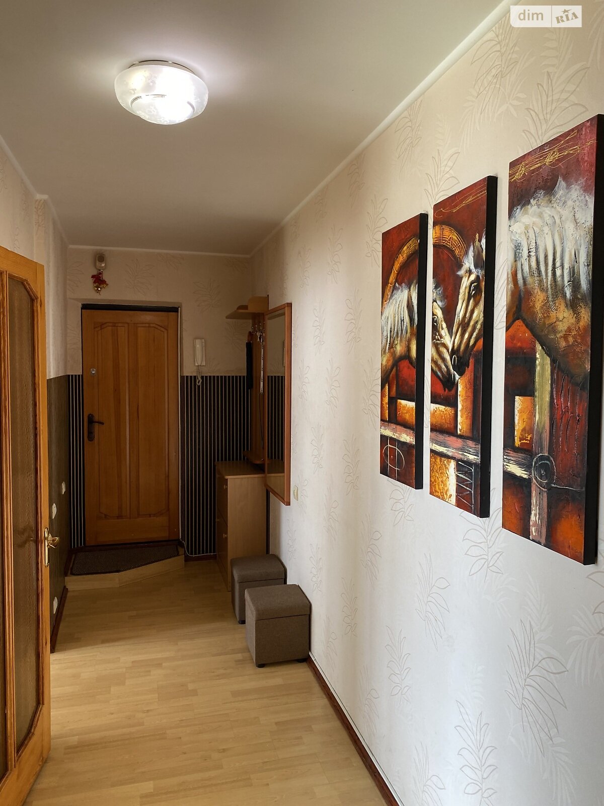 трехкомнатная квартира в Одессе, район Приморский, на пер. Клубничный 31 в аренду на короткий срок посуточно фото 1 трехкомнатная квартира в Одессе, район Приморский, на пер. Клубничный 31 в аренду на короткий срок посуточно фото 1