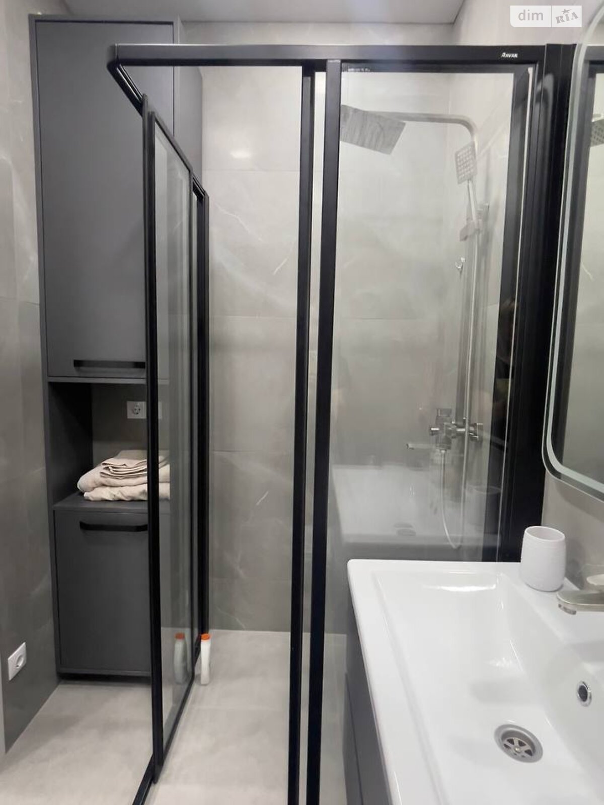 однокомнатная квартира в Одессе, район Хаджибейский, на ул. Михаила Грушевского 39/3 корпус 4 в аренду на короткий срок посуточно фото 1