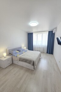 однокомнатная квартира в Одессе, район Слободка, на ул. Одесская 45 в аренду на короткий срок посуточно фото 2