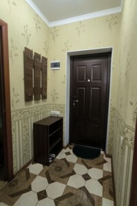 однокомнатная квартира в Одессе, район Слободка, на ул. Романтиков 25 в аренду на короткий срок посуточно фото 2