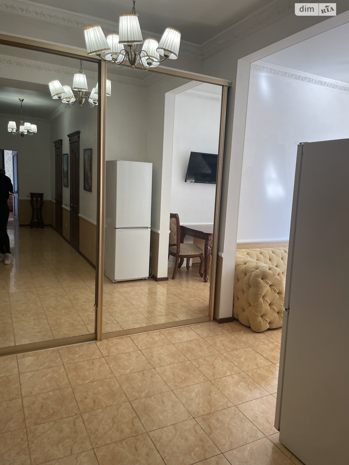 двухкомнатная квартира в Одессе, район Средний Фонтан, на ул. Дмитриевская в аренду на короткий срок посуточно фото 1 двухкомнатная квартира в Одессе, район Средний Фонтан, на ул. Дмитриевская в аренду на короткий срок посуточно фото 1