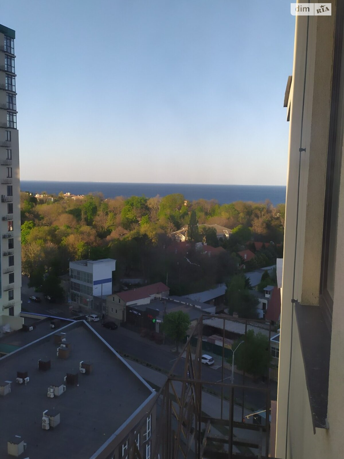 двокімнатна квартира в Одесі, район Середній Фонтан, на дор. Фонтанська 1 в оренду на короткий термін подобово фото 1 двокімнатна квартира в Одесі, район Середній Фонтан, на дор. Фонтанська 1 в оренду на короткий термін подобово фото 1
