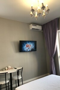 однокімнатна квартира в Одесі, район Пересипський, на вул. Владислава Бувалкіна 7А корпус 1 в оренду на короткий термін подобово фото 2