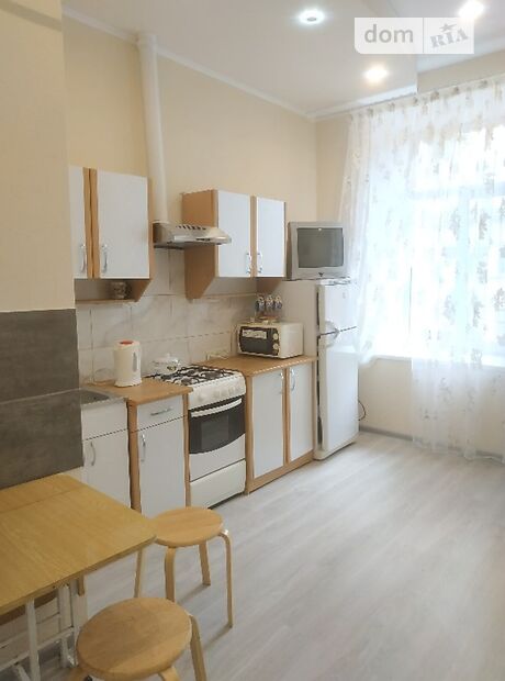 однокімнатна квартира в Одесі, район Центр, на вул. Базарна 57 в оренду на короткий термін подобово фото 1 однокімнатна квартира в Одесі, район Центр, на вул. Базарна 57 в оренду на короткий термін подобово фото 1