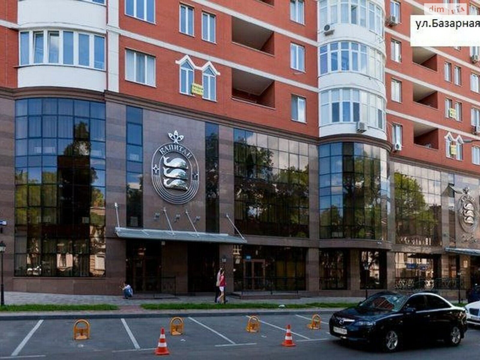 трехкомнатная квартира в Одессе, район Центр, на ул. Базарная 5/3 в аренду на короткий срок посуточно фото 1
