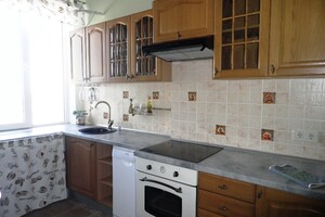 однокімнатна квартира в Одесі, район Приморський, на вул. Середньофонтанська 19А в оренду на короткий термін подобово фото 2