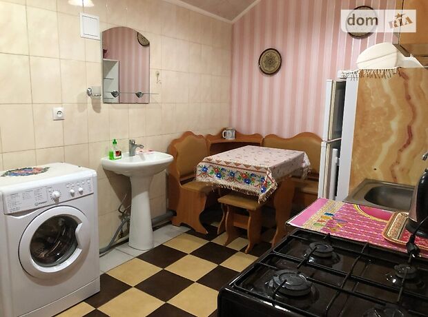однокімнатна квартира в Одесі, район Центр, на вул. Грецька в оренду на короткий термін подобово фото 1 однокімнатна квартира в Одесі, район Центр, на вул. Грецька в оренду на короткий термін подобово фото 1
