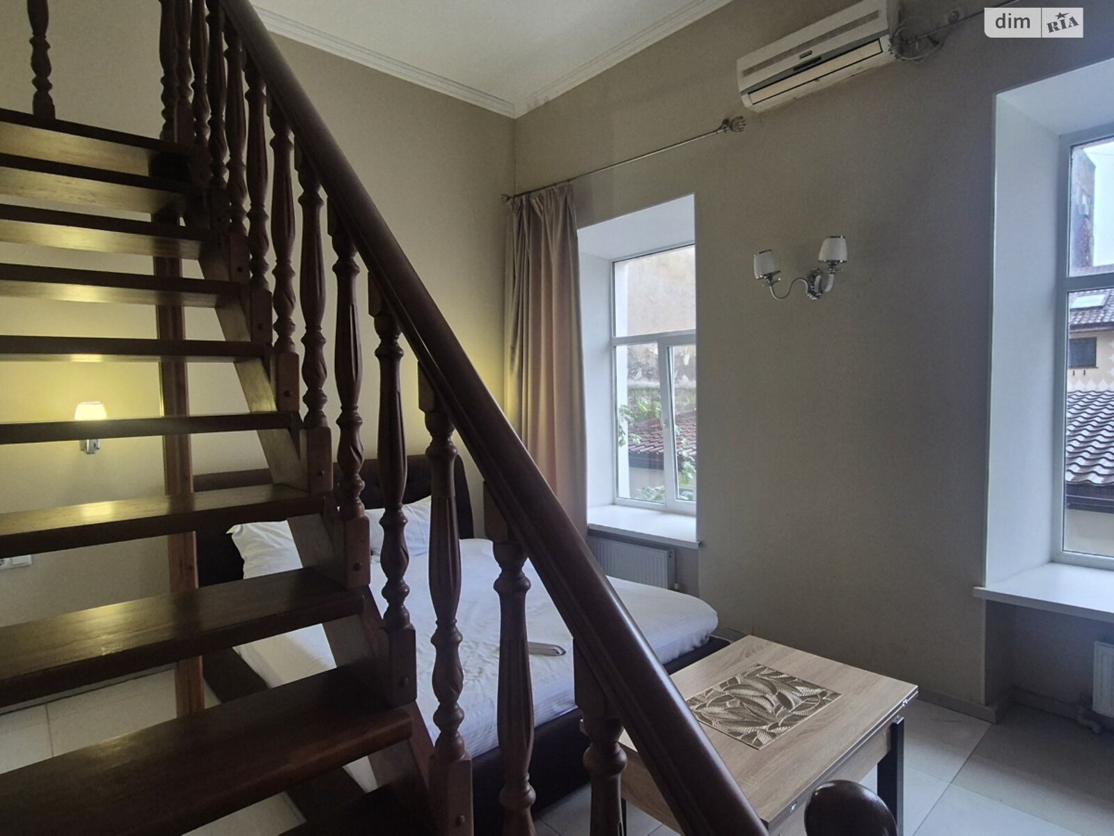 однокомнатная квартира в Одессе, район Центр, на ул. Екатерининская 8 в аренду на короткий срок посуточно фото 1