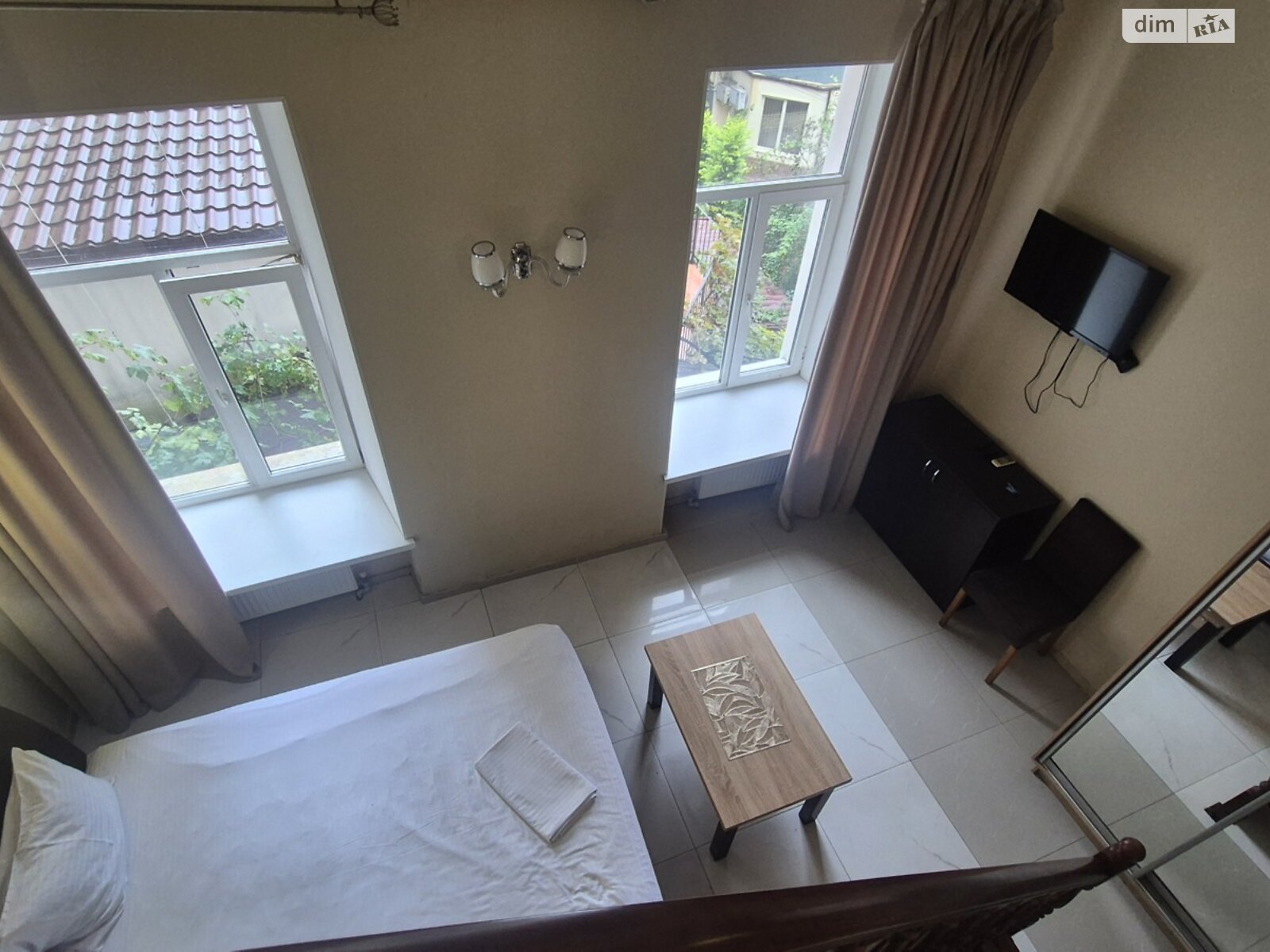 однокомнатная квартира в Одессе, район Центр, на ул. Екатерининская 8 в аренду на короткий срок посуточно фото 1