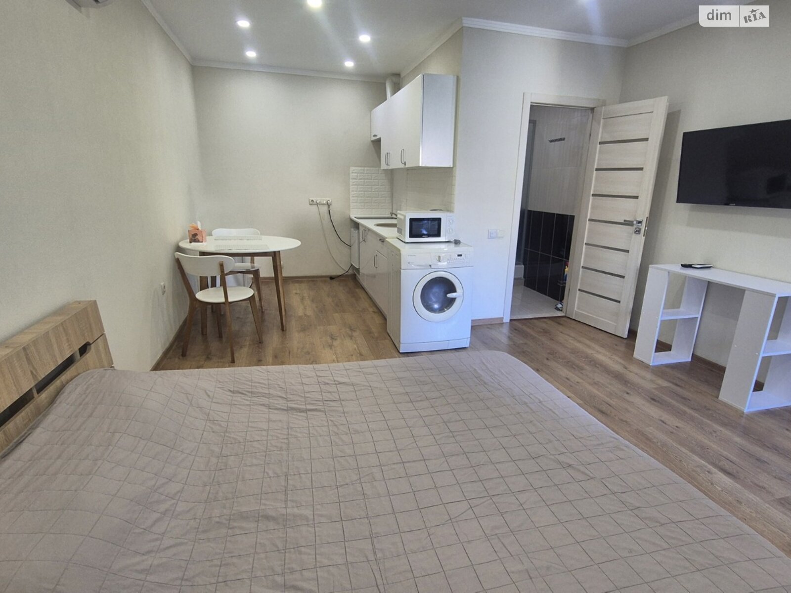 однокомнатная квартира в Одессе, район Центр, на ул. Греческая 35 в аренду на короткий срок посуточно фото 1 однокомнатная квартира в Одессе, район Центр, на ул. Греческая 35 в аренду на короткий срок посуточно фото 1