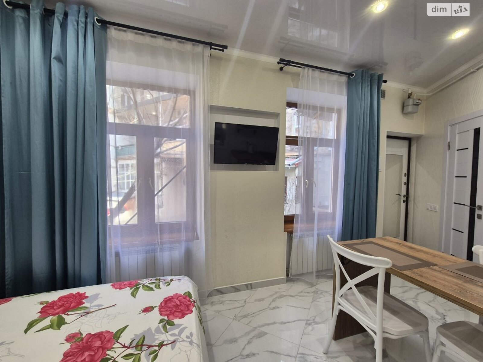 однокомнатная квартира в Одессе, район Центр, на ул. Преображенская 17 в аренду на короткий срок посуточно фото 1 однокомнатная квартира в Одессе, район Центр, на ул. Преображенская 17 в аренду на короткий срок посуточно фото 1