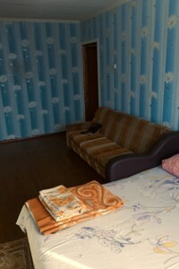 однокімнатна квартира в Полтаві, район Алмазний, на вул. Великотирнівська 10/61 в оренду на короткий термін подобово фото 2
