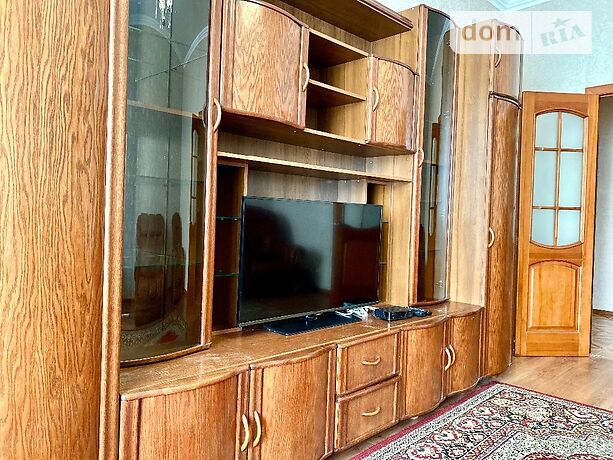 двухкомнатная квартира в Полтаве, район Центр, на ул. Котляревского 6 в аренду на короткий срок посуточно фото 1 двухкомнатная квартира в Полтаве, район Центр, на ул. Котляревского 6 в аренду на короткий срок посуточно фото 1