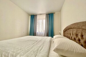 двухкомнатная квартира в Полтаве, район Центр, на ул. Соборности в аренду на короткий срок посуточно фото 2