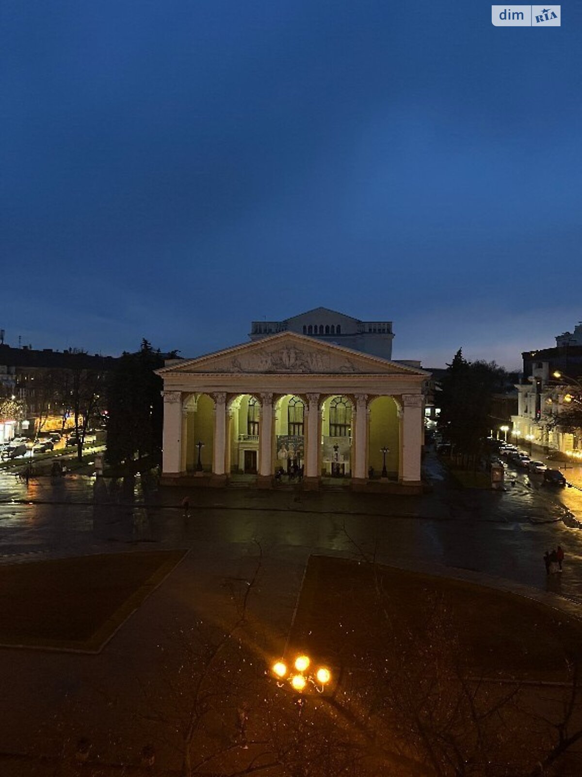 однокімнатна квартира в Полтаві, район Центр, на вул. Соборності 26/14 в оренду на короткий термін подобово фото 1