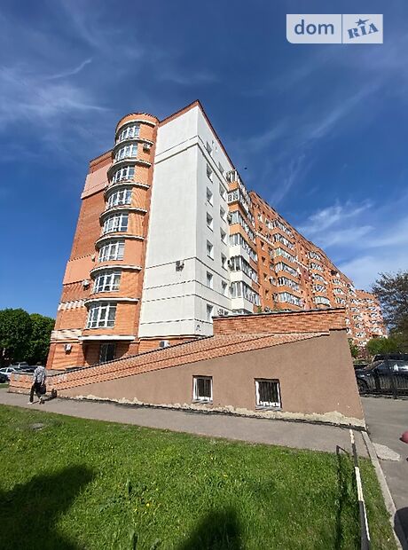 однокомнатная квартира в Полтаве, район Центр, на ул. Соборности 40 в аренду на короткий срок посуточно фото 1 однокомнатная квартира в Полтаве, район Центр, на ул. Соборности 40 в аренду на короткий срок посуточно фото 1