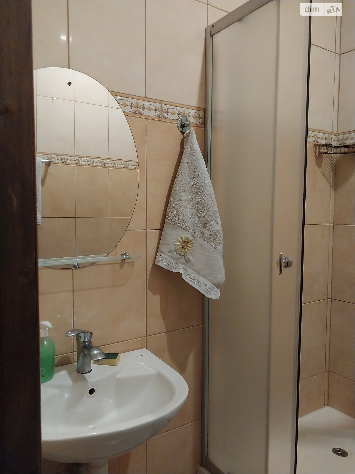 однокомнатная квартира в Полтаве, район Яр, на ул. Кишиневская 3 в аренду на короткий срок посуточно фото 1 однокомнатная квартира в Полтаве, район Яр, на ул. Кишиневская 3 в аренду на короткий срок посуточно фото 1