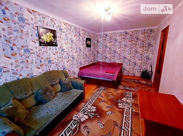 однокомнатная квартира в Ровно, район 12-школа, на ул. Видинская 8 в аренду на короткий срок посуточно фото 1 однокомнатная квартира в Ровно, район 12-школа, на ул. Видинская 8 в аренду на короткий срок посуточно фото 1