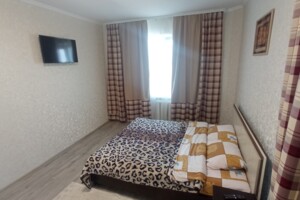 двокімнатна квартира в Рівному, район 12-школа, на вул. Вишиванки 46 в оренду на короткий термін подобово фото 2