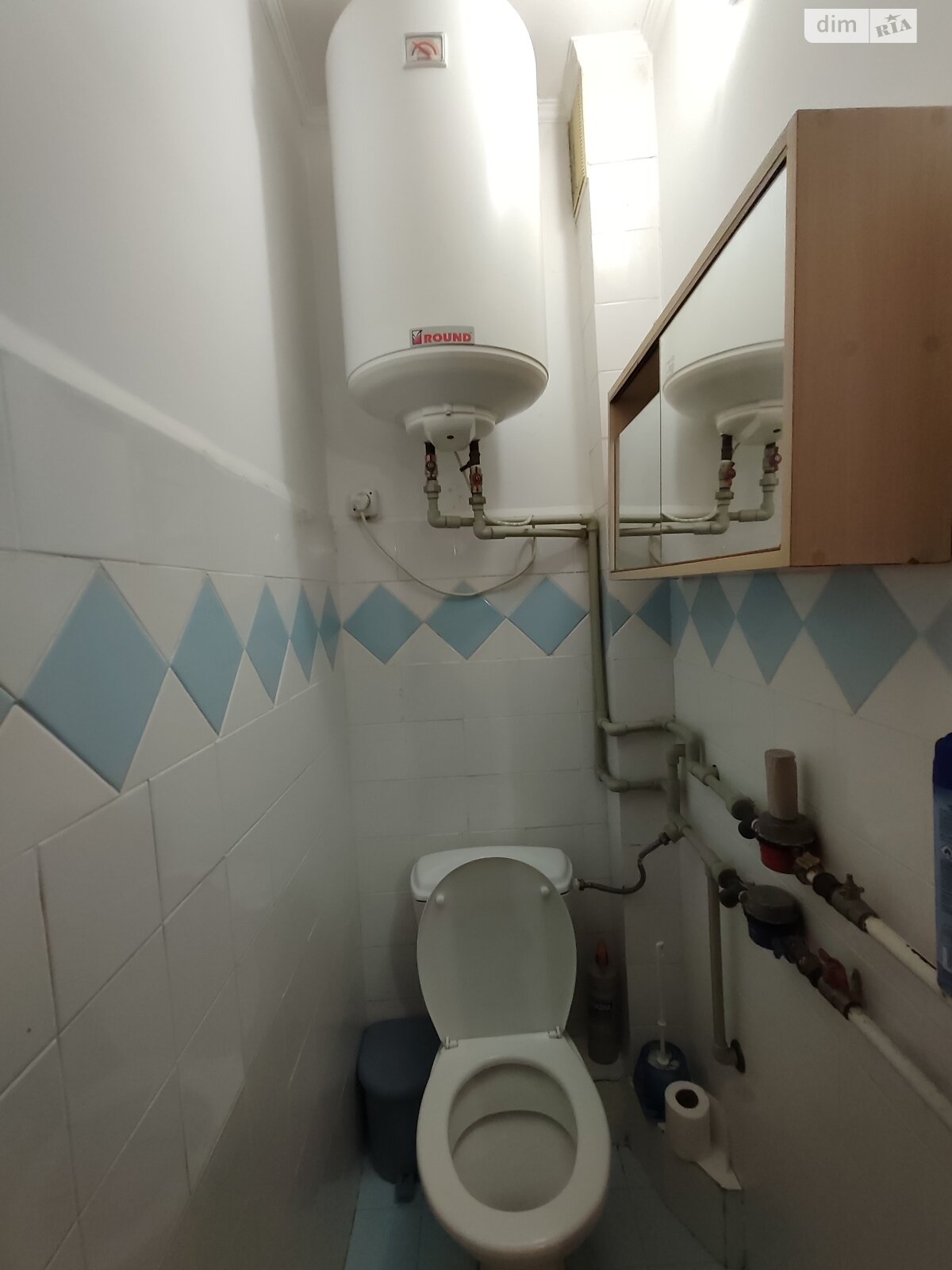 трехкомнатная квартира в Ровно, район Автовокзал, на ул. Буковинская 6 в аренду на короткий срок посуточно фото 1 трехкомнатная квартира в Ровно, район Автовокзал, на ул. Буковинская 6 в аренду на короткий срок посуточно фото 1