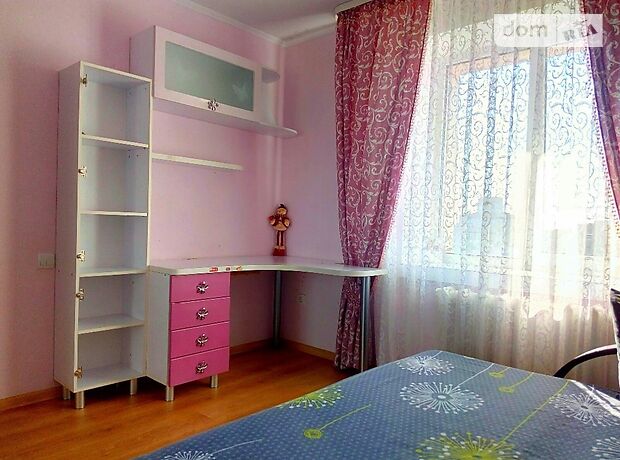 двухкомнатная квартира в Ровно, район Автовокзал, на ул. Киевская 42 в аренду на короткий срок посуточно фото 1 двухкомнатная квартира в Ровно, район Автовокзал, на ул. Киевская 42 в аренду на короткий срок посуточно фото 1