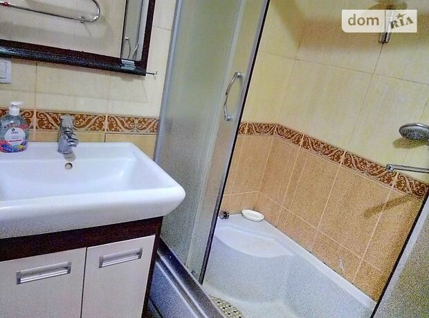 двухкомнатная квартира в Ровно, район Автовокзал, на ул. Киевская 42 в аренду на короткий срок посуточно фото 1 двухкомнатная квартира в Ровно, район Автовокзал, на ул. Киевская 42 в аренду на короткий срок посуточно фото 1