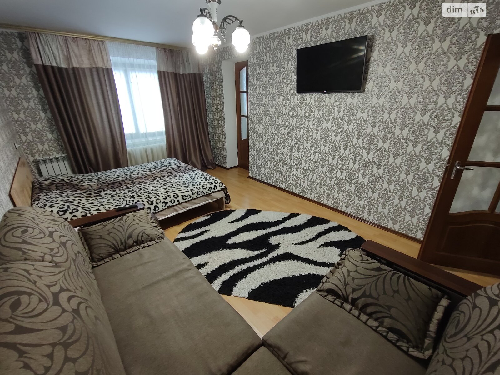 однокомнатная квартира в Ровно, район Автовокзал, на ул. Киевская 77 в аренду на короткий срок посуточно фото 1 однокомнатная квартира в Ровно, район Автовокзал, на ул. Киевская 77 в аренду на короткий срок посуточно фото 1