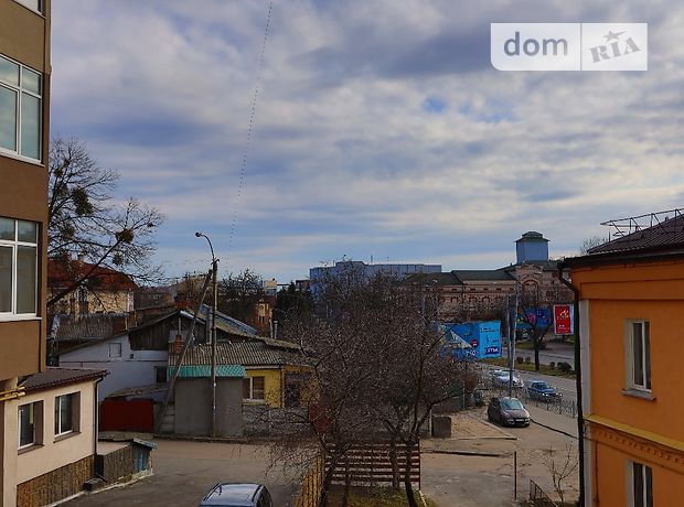 однокомнатная квартира в Ровно, район Пивзавод, на vyl. Soborna 348 в аренду на короткий срок посуточно фото 1 однокомнатная квартира в Ровно, район Пивзавод, на vyl. Soborna 348 в аренду на короткий срок посуточно фото 1