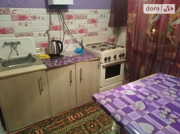 однокомнатная квартира в Ровно, район Центр, на Бандери Степана в аренду на короткий срок посуточно фото 1 однокомнатная квартира в Ровно, район Центр, на Бандери Степана в аренду на короткий срок посуточно фото 1