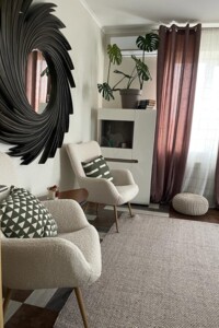 двухкомнатная квартира в Ровно, район Центр, на пер. Игоря Волошина 8 в аренду на короткий срок посуточно фото 2