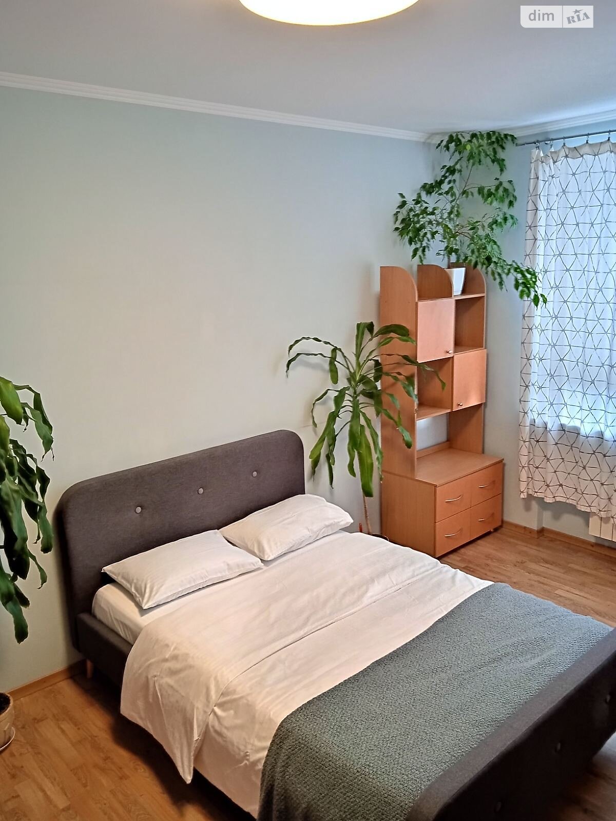двухкомнатная квартира в Ровно, район Центр, на ул. Соборная 14 в аренду на короткий срок посуточно фото 1 двухкомнатная квартира в Ровно, район Центр, на ул. Соборная 14 в аренду на короткий срок посуточно фото 1
