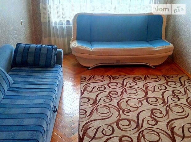 двухкомнатная квартира в Ровно, район Центр, на просп. Мира 8 в аренду на короткий срок посуточно фото 1 двухкомнатная квартира в Ровно, район Центр, на просп. Мира 8 в аренду на короткий срок посуточно фото 1