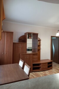 двухкомнатная квартира в Ровно, район Южный, на ул. Архитектора Бургиньона 37 в аренду на короткий срок посуточно фото 2