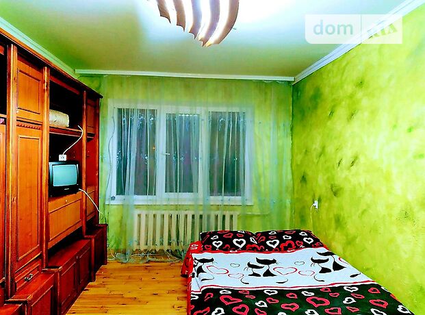 двухкомнатная квартира в Ровно, район Ювилейный, на Химиков (Юбилейная) в аренду на короткий срок посуточно фото 1