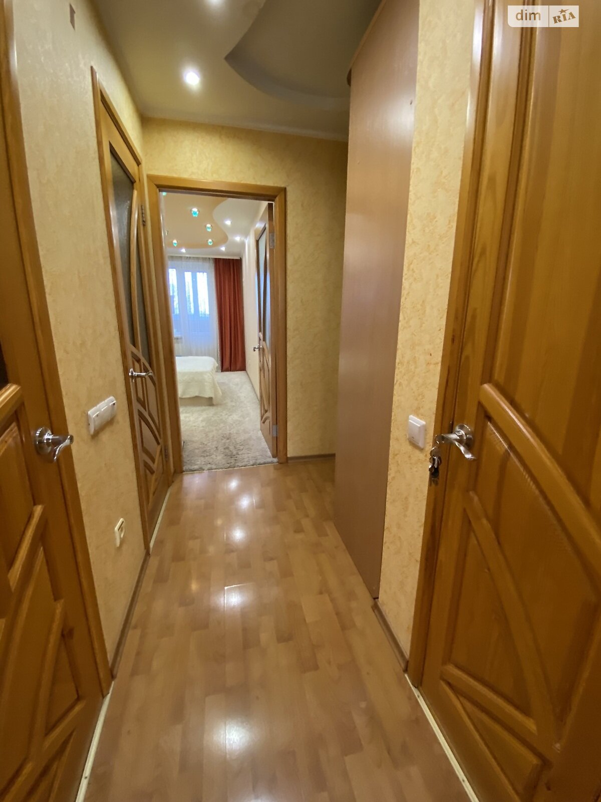 двокімнатна квартира в Слов’янську, район Центр, на вул. Свободи 34 в оренду на короткий термін подобово фото 1 двокімнатна квартира в Слов’янську, район Центр, на вул. Свободи 34 в оренду на короткий термін подобово фото 1