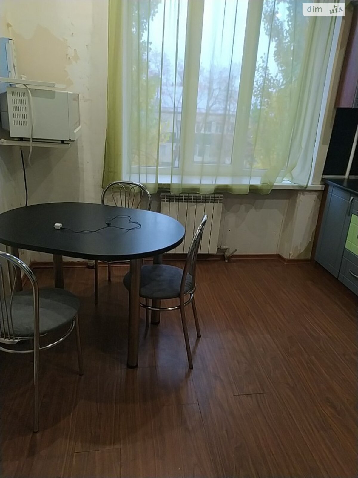 однокомнатная квартира в Славянске, район Центр, на Короленко 4, кв. 29 в аренду на короткий срок посуточно фото 1 однокомнатная квартира в Славянске, район Центр, на Короленко 4, кв. 29 в аренду на короткий срок посуточно фото 1