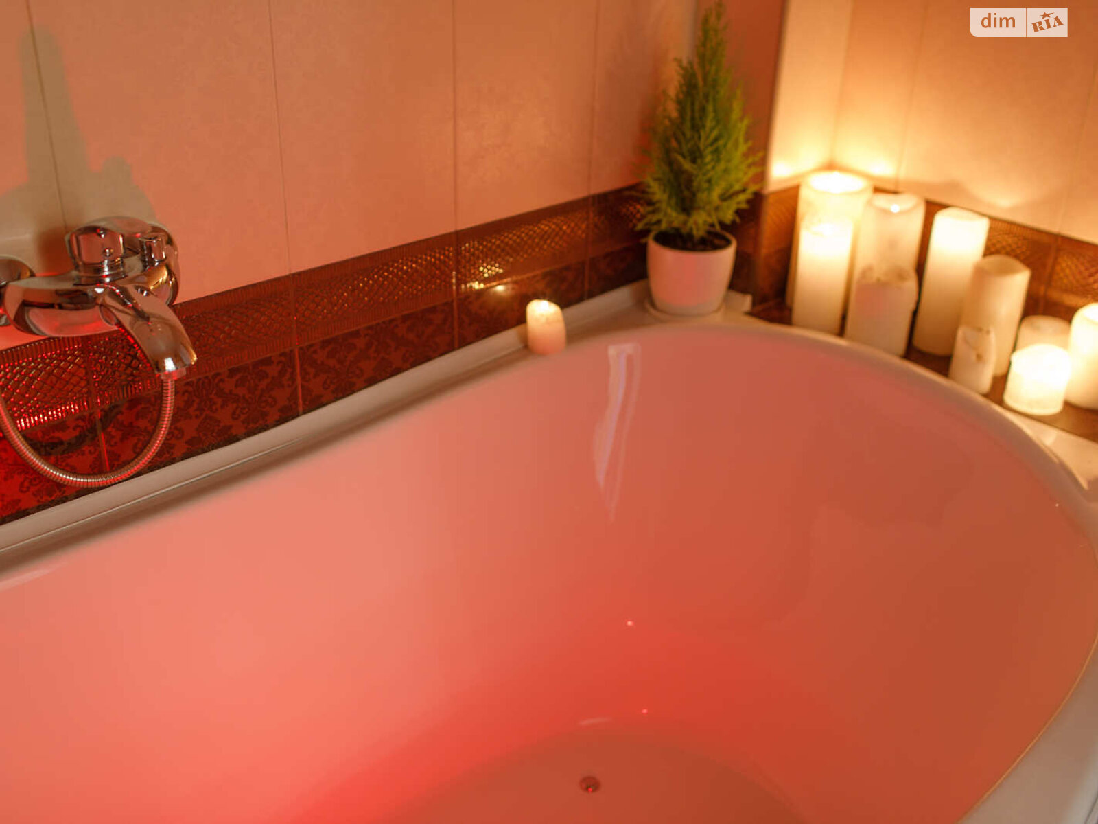 однокомнатная квартира в Сумах, район Эспланада, на просп. Михаила Лушпы в аренду на короткий срок посуточно фото 1