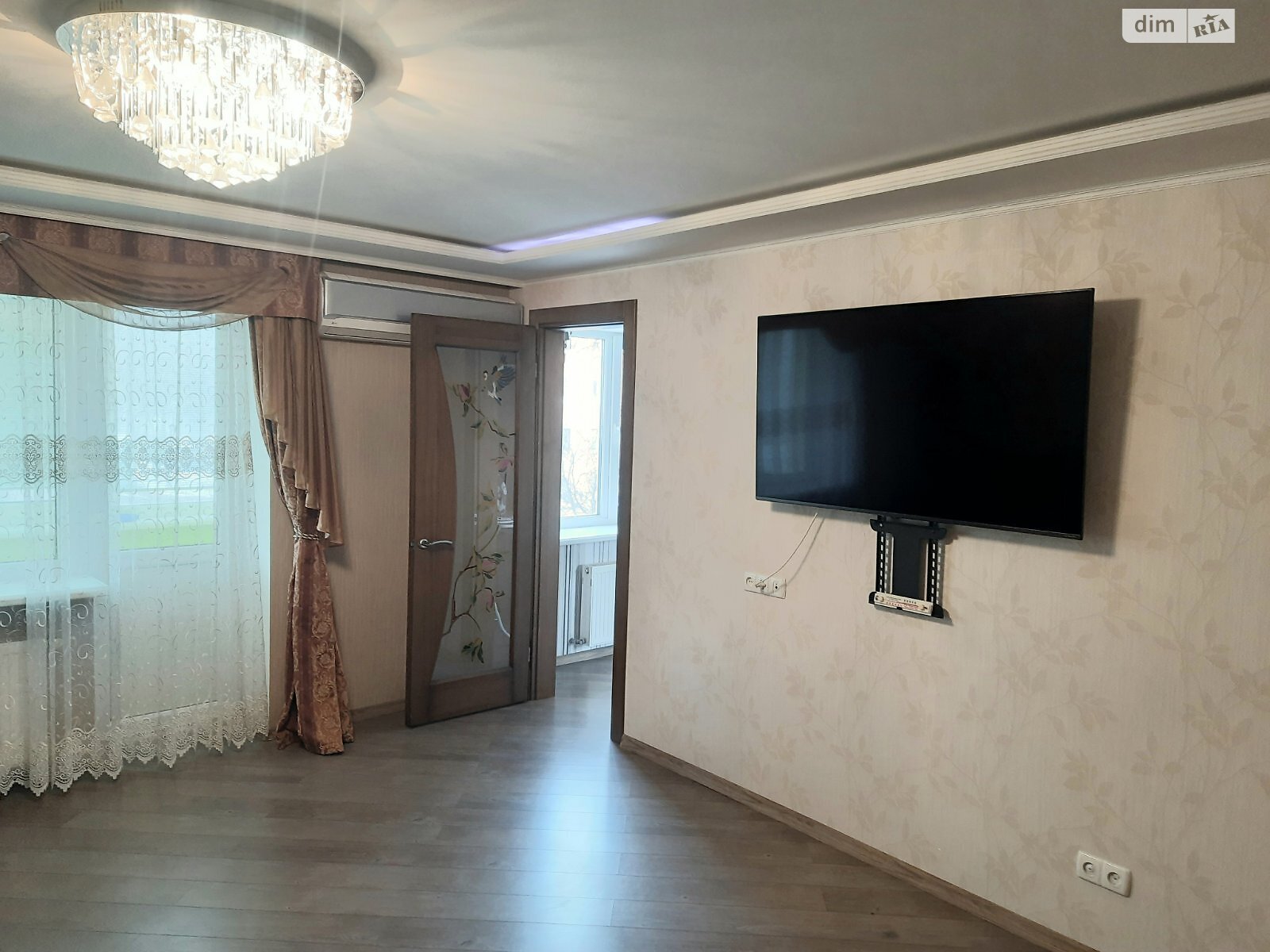 двухкомнатная квартира в Сумах, район Липки, на ул. Шишкаровская 2 в аренду на короткий срок посуточно фото 1